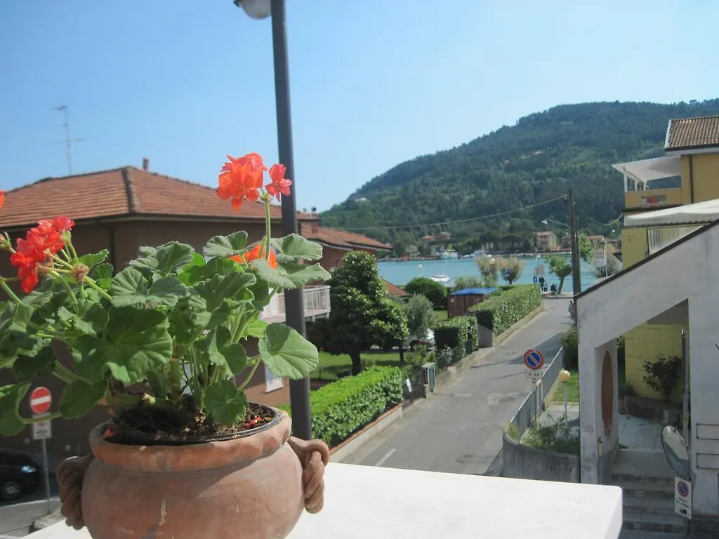 Residence Pax Ameglia Aparthotel
